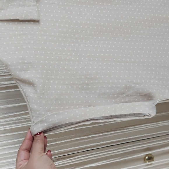 NWOT Khaki Cream White Polka Dot Button Down Shirt Women's Size XL - Picture 4 of 8